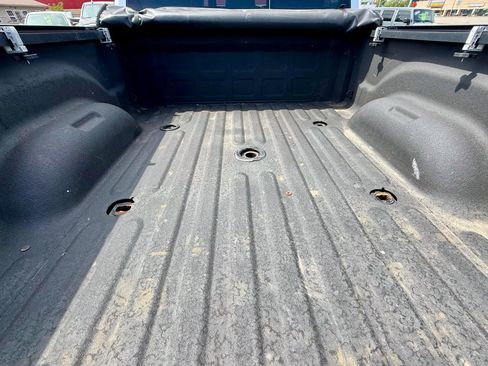 Used 2018 RAM 3500 Laramie AWD/4WD image 13
