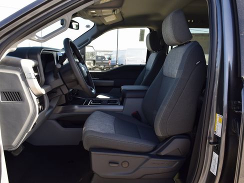 New 2026 Ford F250 XLT w/ XLT Premium Package image 18