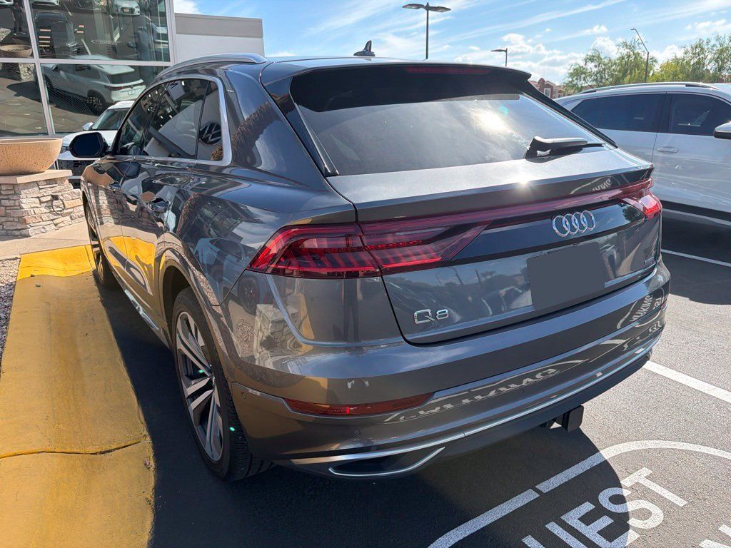 Used 2020 Audi Q8 Premium Plus w/ Premium Plus Package AWD/4WD image 3