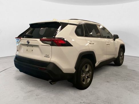 Used 2024 Toyota RAV4 XLE image 5