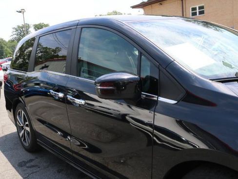 Used 2021 Honda Odyssey Touring image 3
