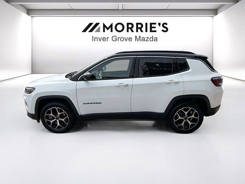 Used 2025 Jeep Compass Limited AWD/4WD image 8