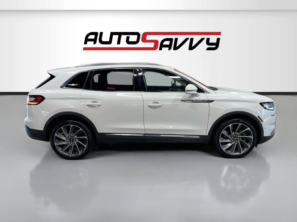 Used 2023 Lincoln Nautilus Reserve w/ Equipment Group 202A AWD/4WD image 8