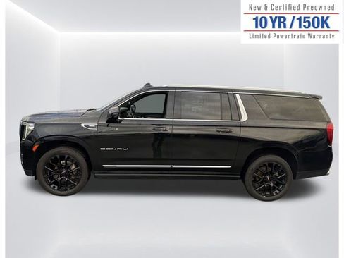 Used 2022 GMC Yukon XL Denali w/ Denali Premium Package image 10