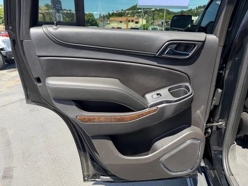 Used 2019 Chevrolet Tahoe LT AWD/4WD image 17