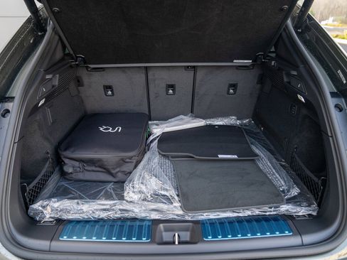 New 2025 Porsche Macan Turbo Electric image 27