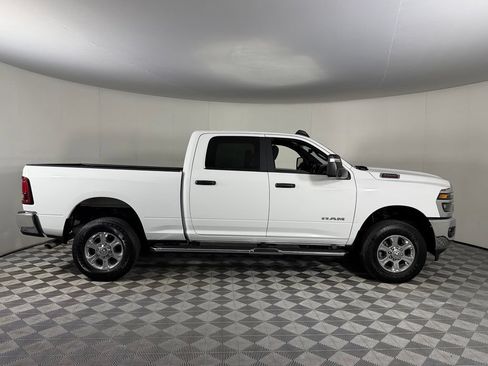 Used 2026 RAM 2500 Big Horn AWD/4WD image 4