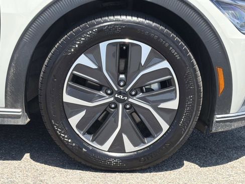 Used 2024 Kia EV6 Light RWD image 25