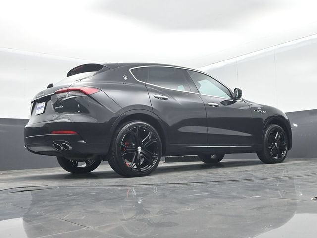 Used 2023 Maserati Levante GT AWD/4WD image 52