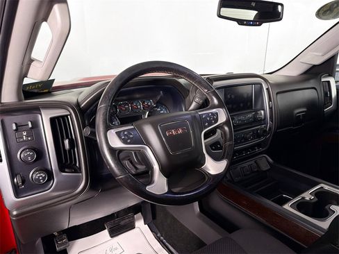 Used 2018 GMC Sierra 2500 SLE image 9