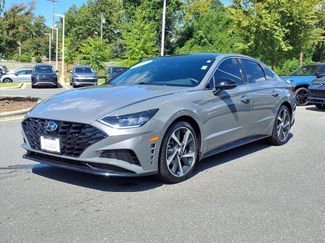 Used 2022 Hyundai Sonata SEL Plus image 1