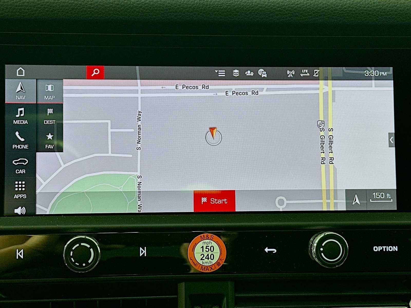 Used 2026 Porsche Macan AWD/4WD image 18