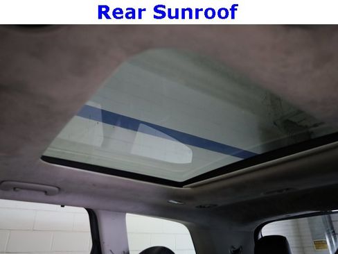 Used 2022 Kia Telluride SX w/ SX Prestige Package image 37