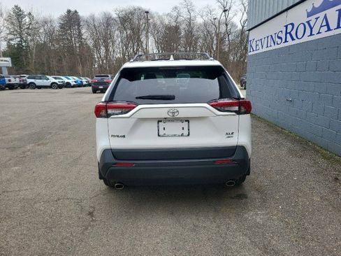 Used 2023 Toyota RAV4 XLE w/ Convenience Package AWD/4WD image 8