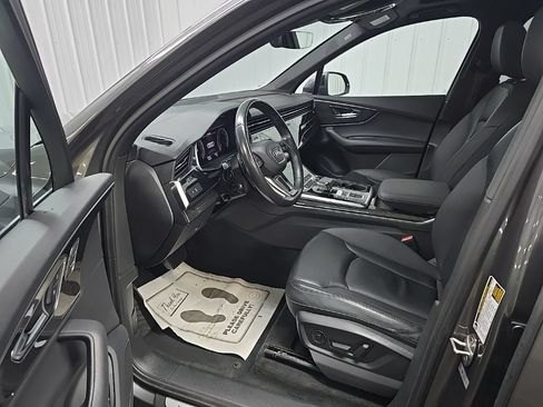 Used 2021 Audi Q7 2.0T Premium Plus AWD/4WD image 34