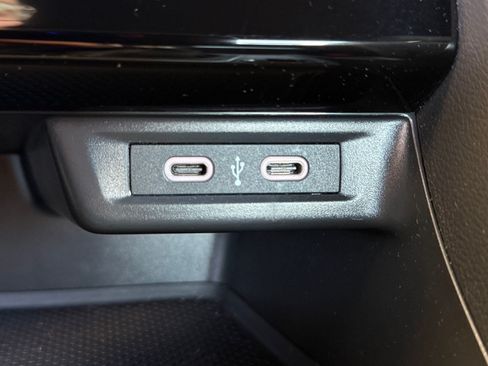 Used 2026 Volkswagen Jetta Sport FWD image 30