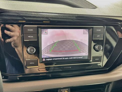 Certified 2024 Volkswagen Taos S AWD/4WD image 18