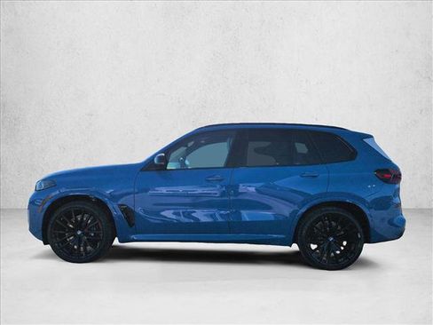 New 2026 BMW X5 M60i image 5