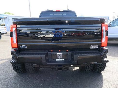 Used 2026 Ford F450 Platinum w/ FX4 Off-Road Package AWD/4WD image 4