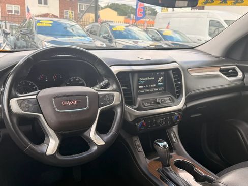 Used 2017 GMC Acadia SLE w/ Driver Alert Package I AWD/4WD image 18