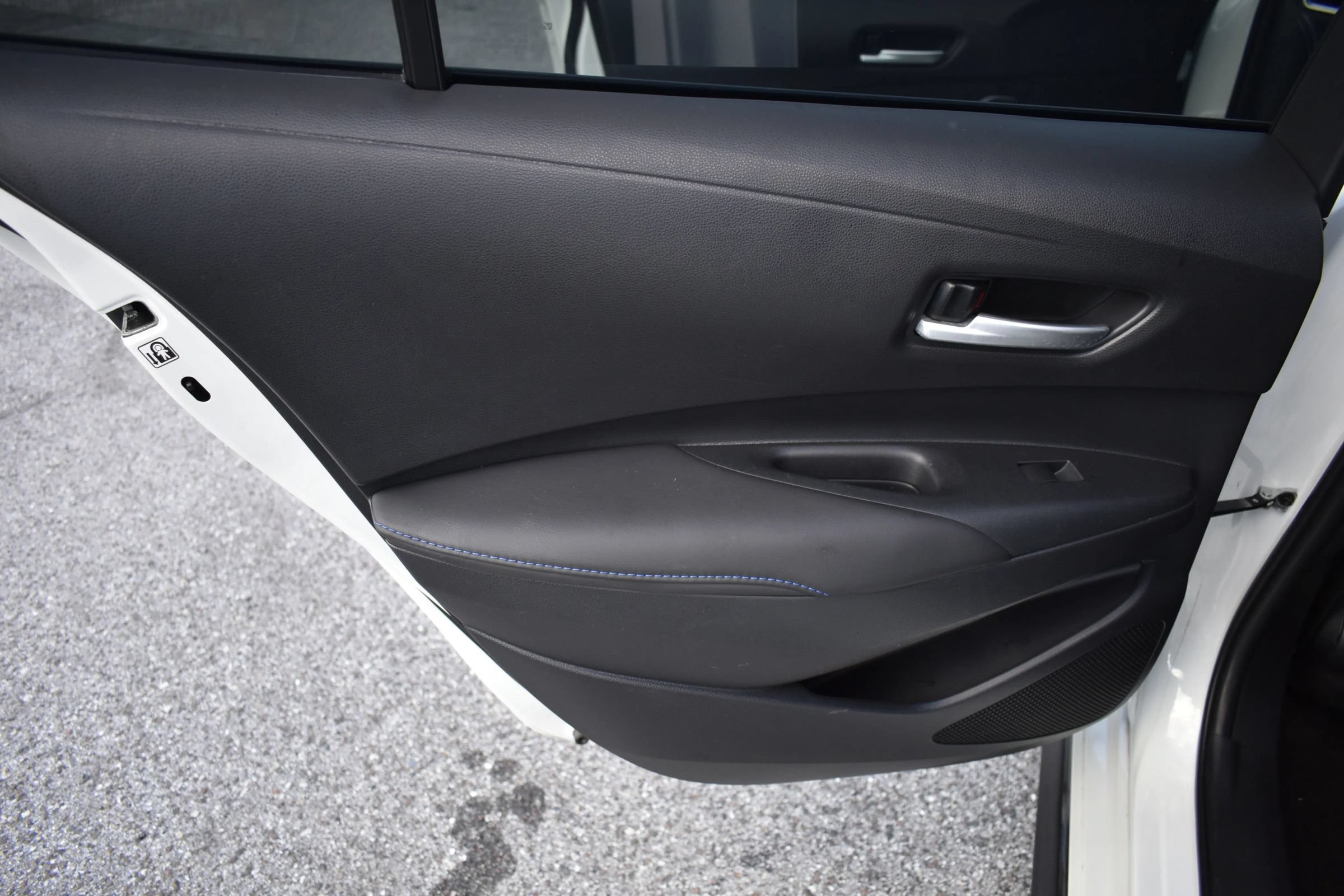 Used 2020 Toyota Corolla SE FWD image 13