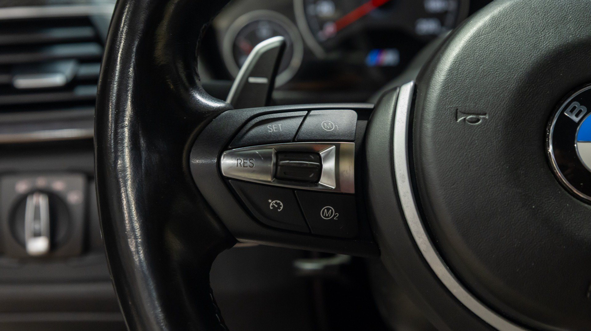 Used 2016 BMW M4 Convertible RWD image 44
