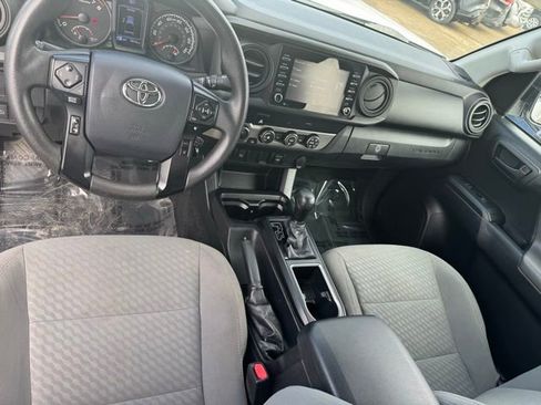 Certified 2020 Toyota Tacoma SR image 11