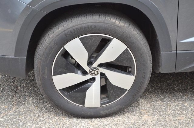 Used 2025 Volkswagen Taos S AWD/4WD image 13