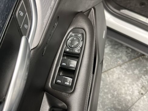 Certified 2023 Cadillac XT5 Premium Luxury w/ Technology Package image 10