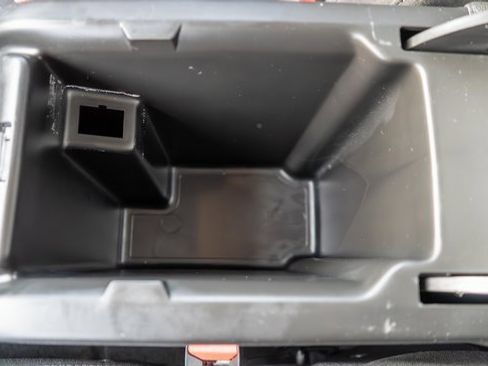 Used 2022 GMC Canyon Elevation image 28