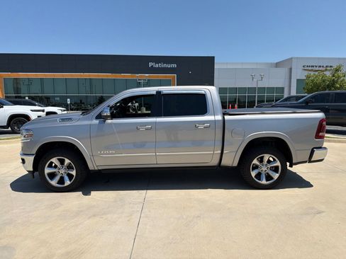 Used 2022 RAM 1500 Limited AWD/4WD image 2
