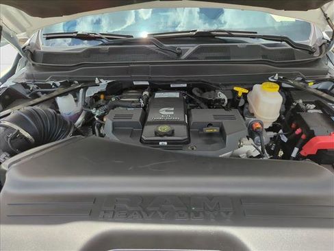 New 2024 RAM 5500 Tradesman image 16