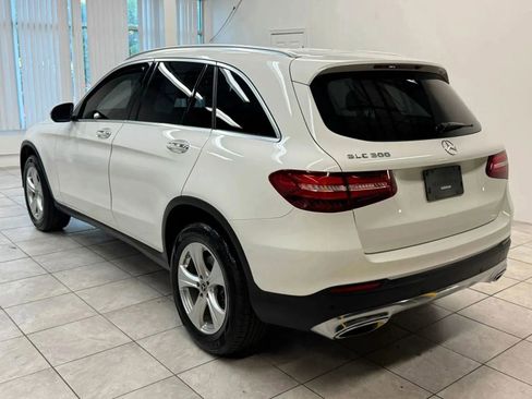Used 2018 Mercedes-Benz GLC 300 w/ Premium Package image 7