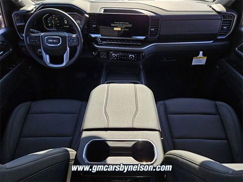 New 2026 GMC Sierra 2500 SLT w/ SLT Premium Package image 8