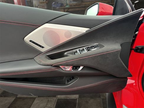 Certified 2021 Chevrolet Corvette Stingray w/ Z51 Performance Package image 43