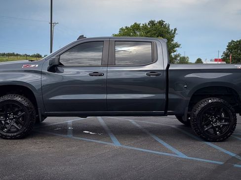 Used 2022 Chevrolet Silverado 1500 Custom Trail Boss w/ Safety Confidence Package AWD/4WD image 10