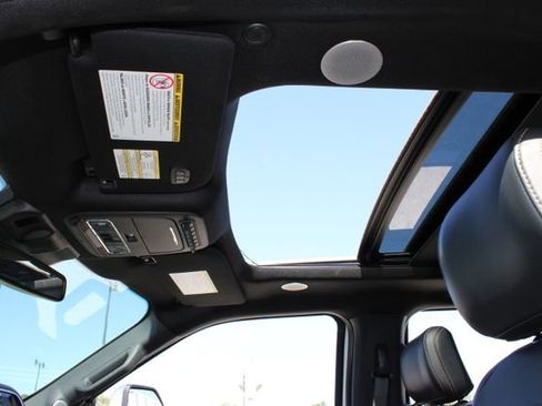 Used 2024 Ford F250 Platinum w/ FX4 Off-Road Package image 23