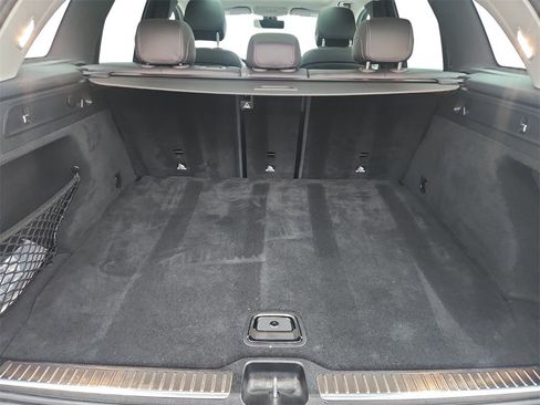 Used 2021 Mercedes-Benz GLC 300 4MATIC image 28