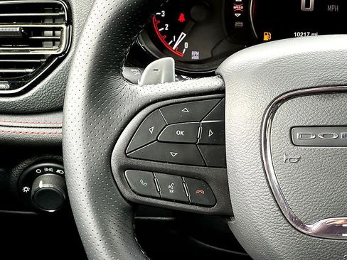 Used 2025 Dodge Durango GT RWD image 21