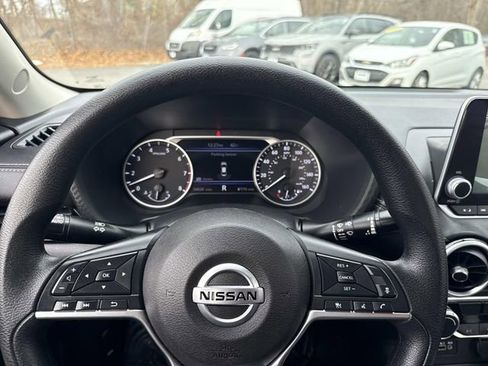 Used 2023 Nissan Sentra SV image 29
