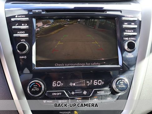 Used 2024 Nissan Murano SV w/ SV Midnight Edition Package image 4