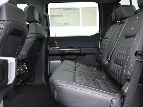 New 2026 Ford F250 Lariat w/ Lariat Ultimate Package image 28