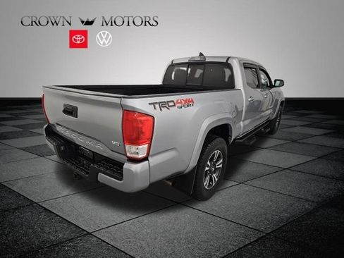 Used 2016 Toyota Tacoma TRD Sport w/ Towing Package AWD/4WD image 6