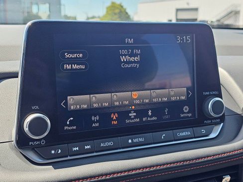 Certified 2025 Nissan Rogue Rock Creek w/ Rock Creek Premium Package AWD/4WD image 34