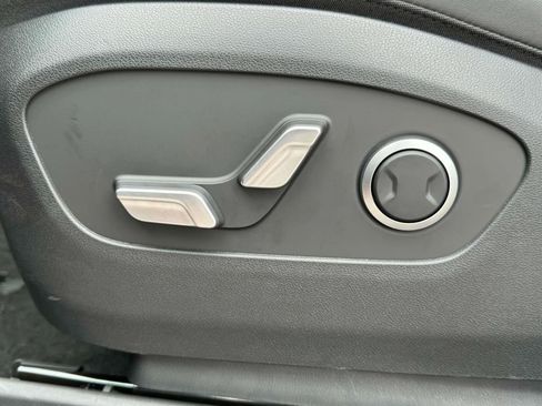 New 2026 Hyundai Ioniq 9 SEL image 16