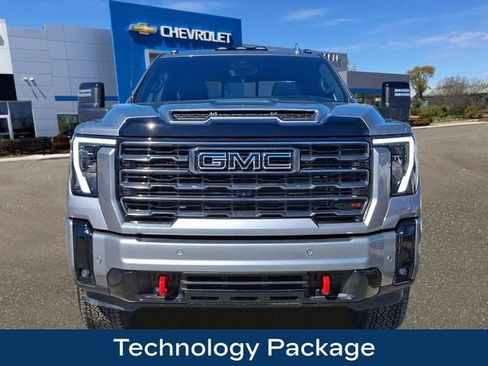 Used 2026 GMC Sierra 2500 AT4 w/ AT4 Premium Plus Package image 3