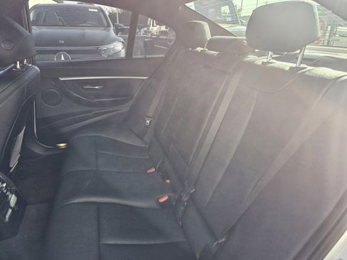 Used 2018 BMW 330e image 7