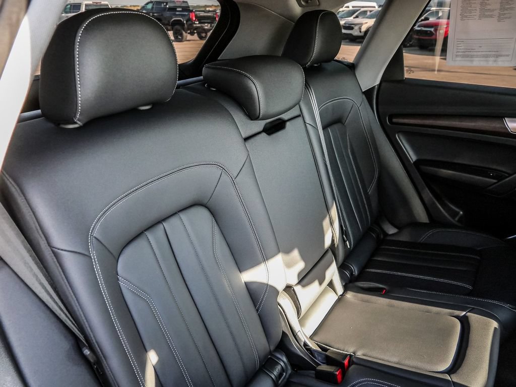 Used 2024 Audi Q5 2.0T Premium AWD/4WD image 24