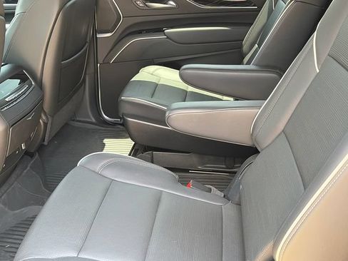 Used 2023 Cadillac Escalade ESV Sport w/ Touring Package AWD/4WD image 12