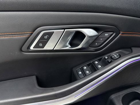 Used 2019 BMW 330i Sedan image 29